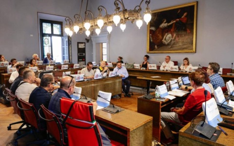 Crisi Radici Chimica, il sindaco Canelli: “Impegno costante per lavoratori e ambiente”