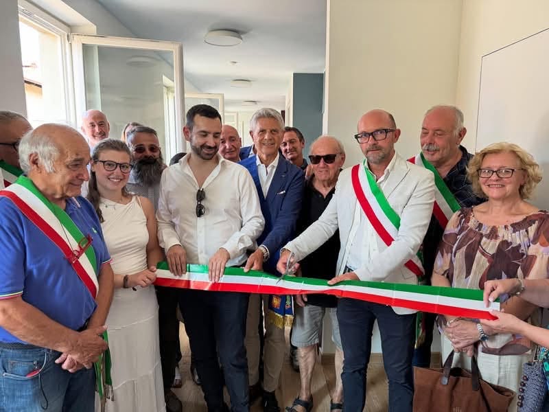 Inaugurata a Carpignano Sesia la nuova Casa di Comunità per anziani fragili, frutto del recupero di un ex edificio scolastico