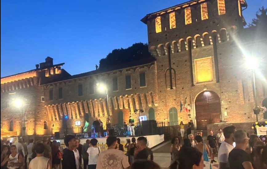 Neon Village 2026: una serata indimenticabile