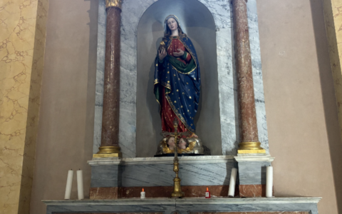 Rubati cinque candelieri dell’Ottocento nella chiesa di Cameri