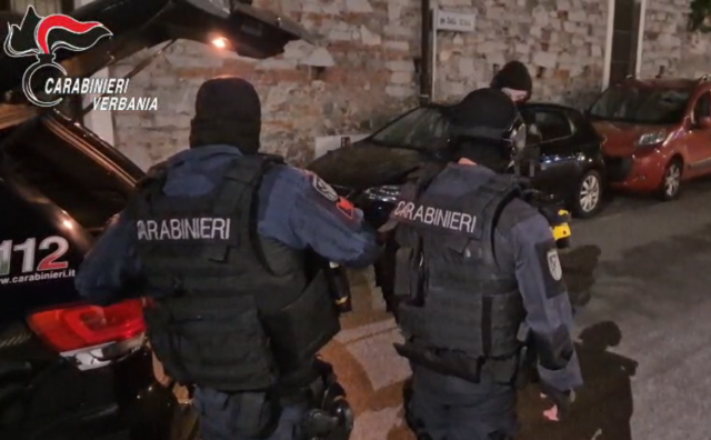 Sgominato un sistema di traffico illecito di rifiuti tra Novara e VCO: otto arresti