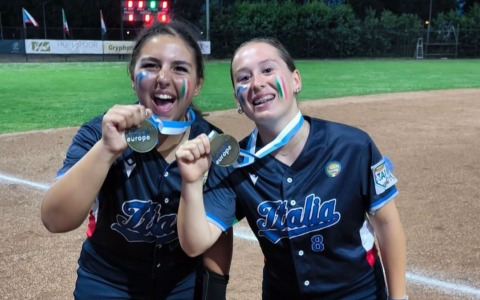 Cloe Guzzon e Giorgia Eremita campionesse d’Europa Under 15 di softball