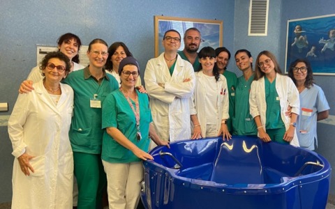 Dodici nascite in un giorno all’ospedale di Borgomanero: un traguardo significativo