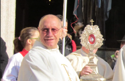 La comunità di Castelletto Ticino saluta don Gabriele Maria Ramezzano